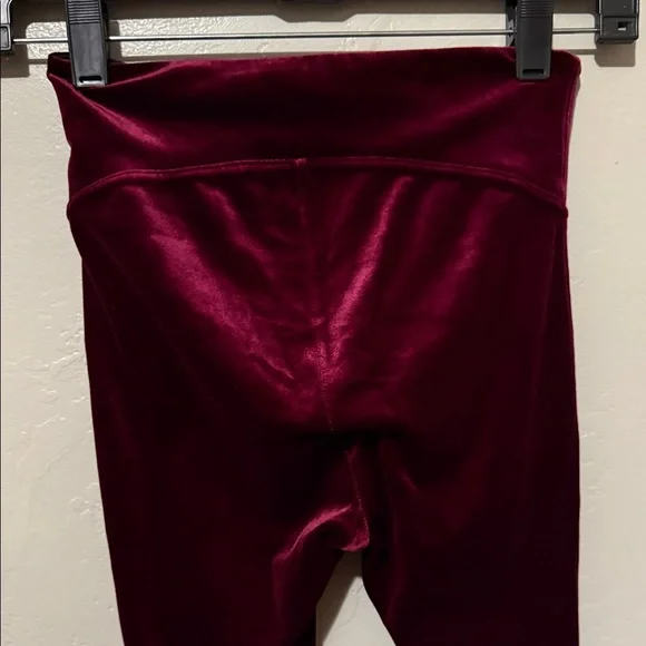SPANX Burgundy Velvet Leggings XSmall - Picture 8 of 8